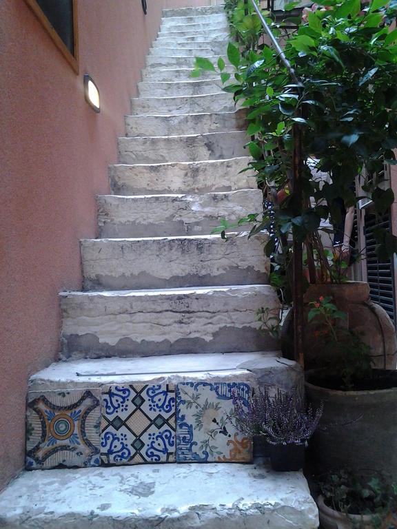 Apartament Il Cortile Fiorito Trapani Zewnętrze zdjęcie