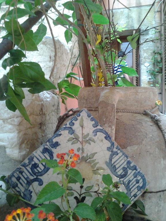 Apartament Il Cortile Fiorito Trapani Zewnętrze zdjęcie