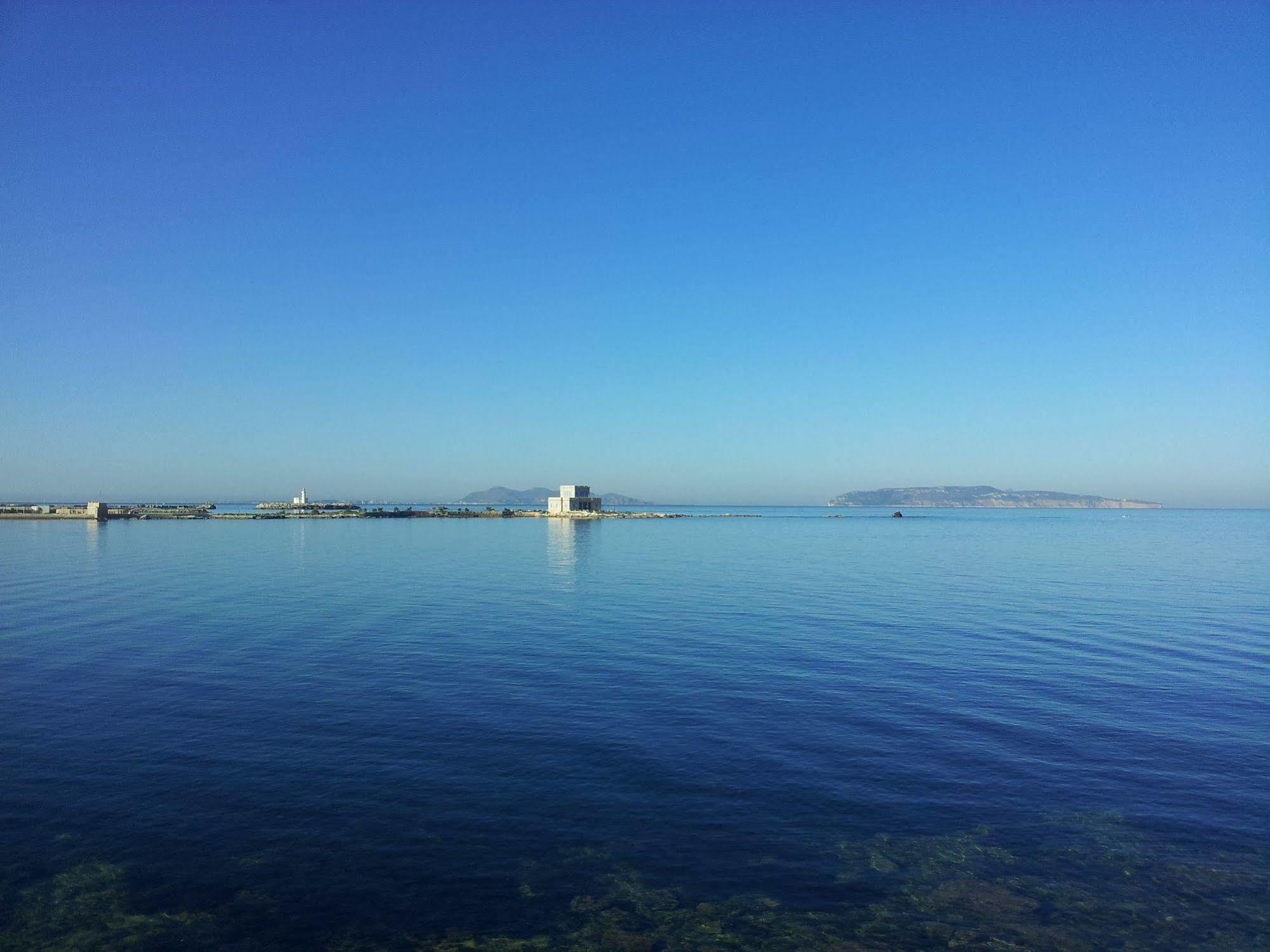 Apartament Il Cortile Fiorito Trapani Zewnętrze zdjęcie