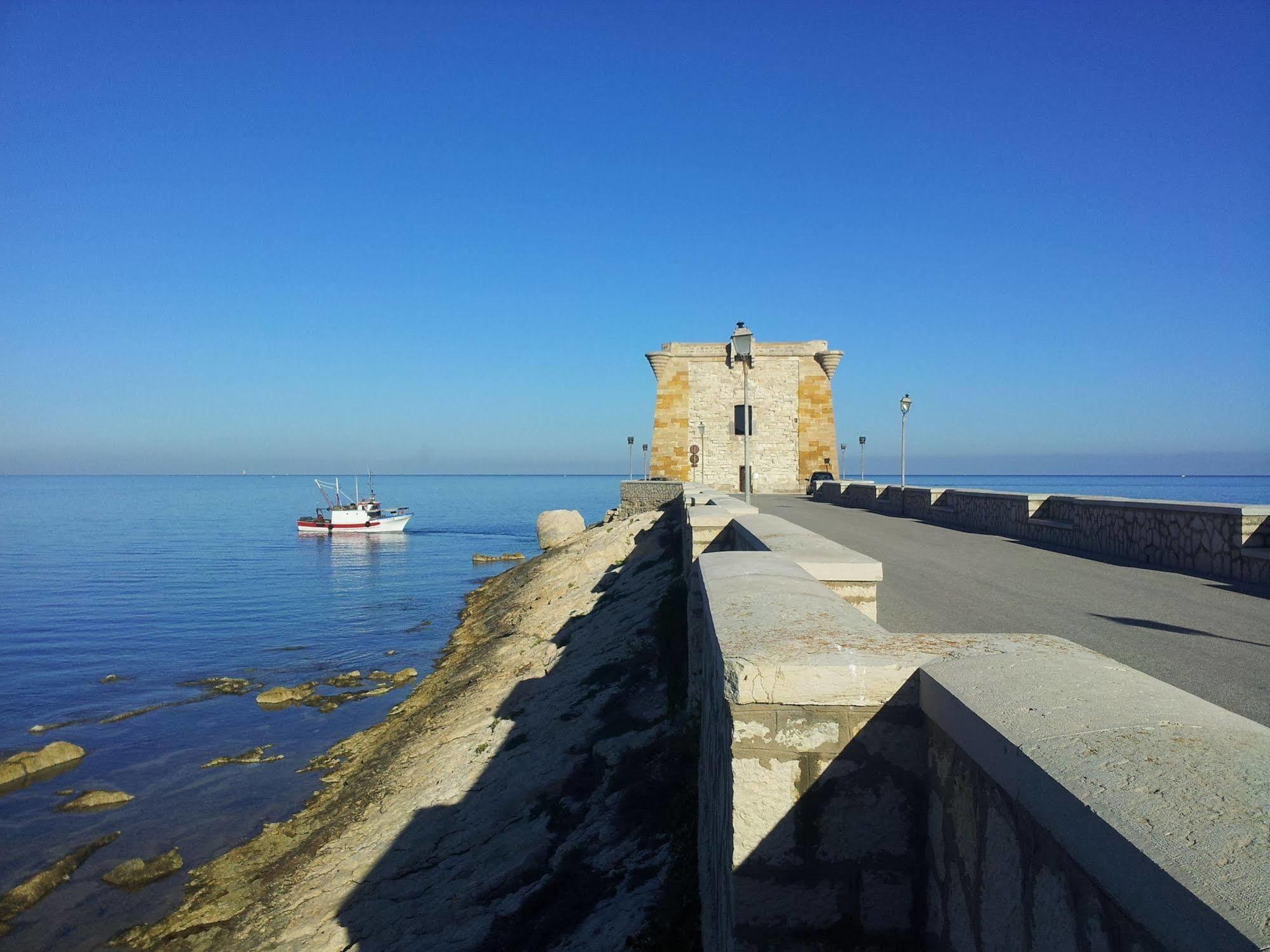 Apartament Il Cortile Fiorito Trapani Zewnętrze zdjęcie